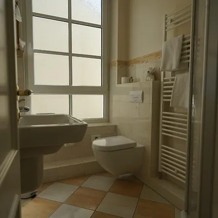 Am 3*